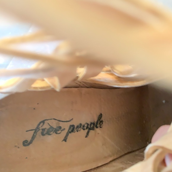 Free people Distressed leather boots - Picture 2 of 2